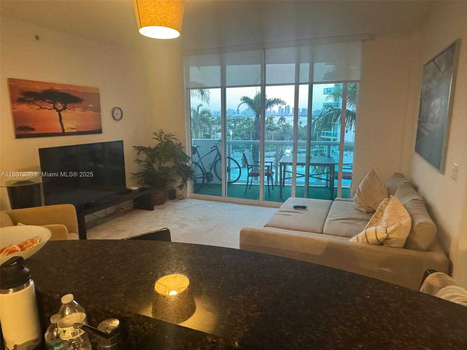 Small Image of 7900 HARBOR ISLAND DR #706, North Bay Village Number 12