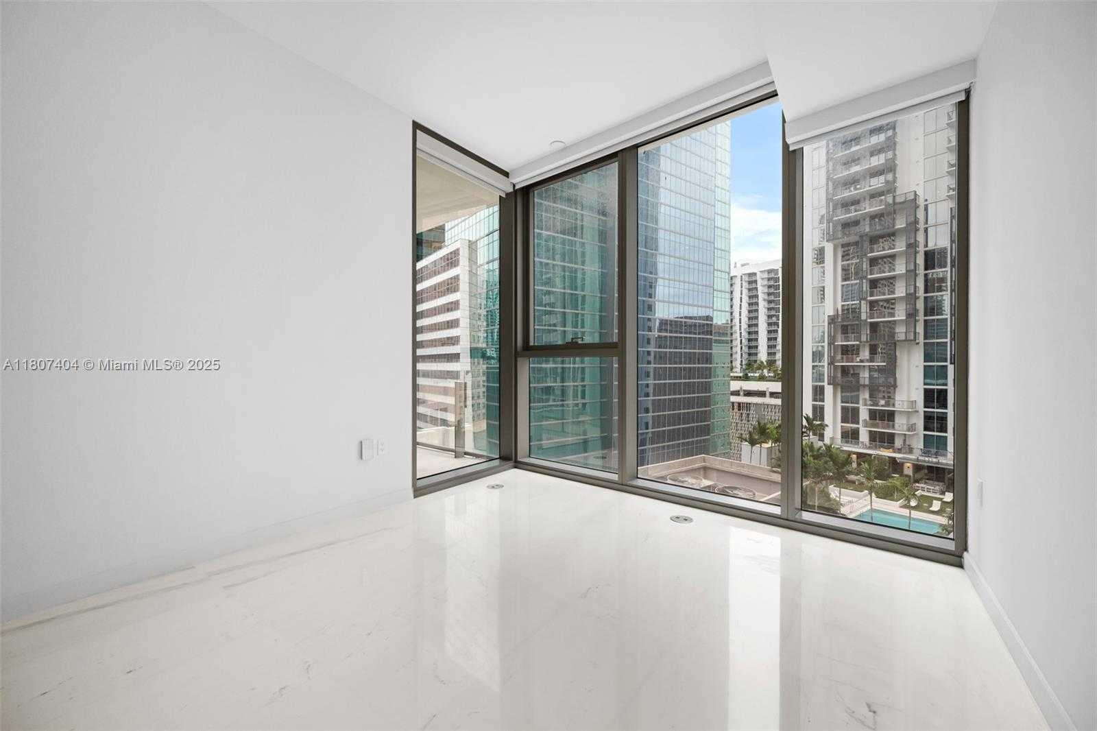 Small Image of 300 BISCAYNE BLVD WAY #3509, Miami Number 14
