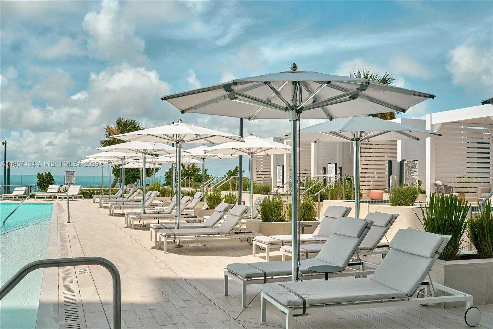 Small Image of 300 BISCAYNE BLVD WAY #3509, Miami Number 45