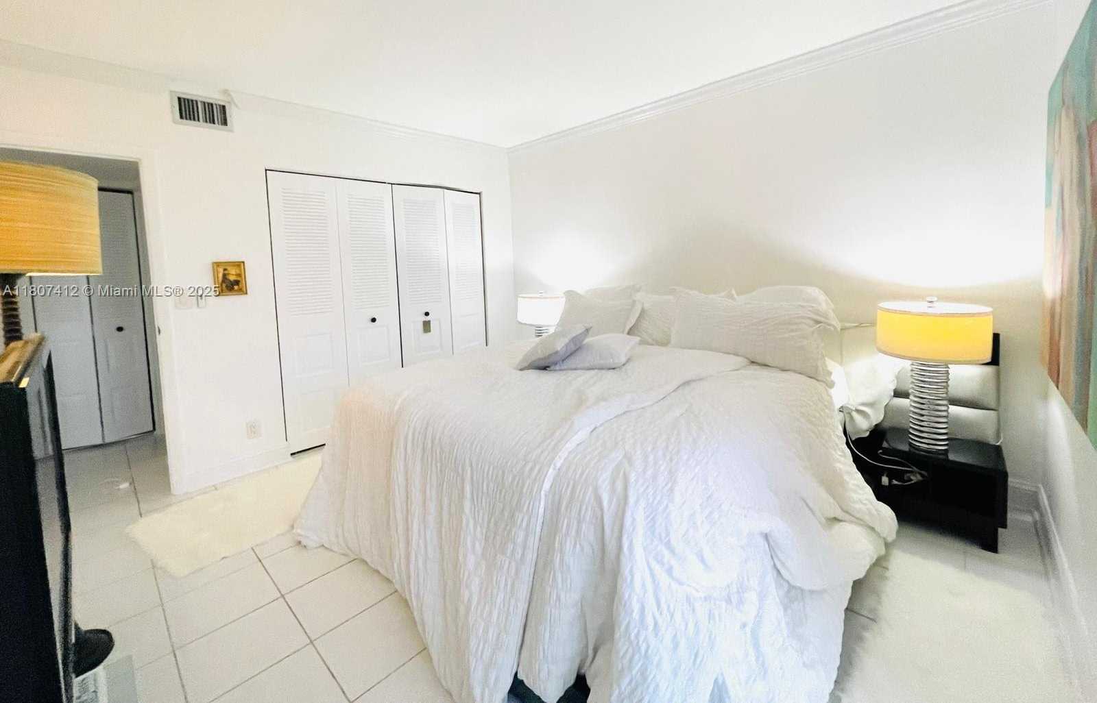 Small Image of 20301 WEST COUNTRY CLUB DR #1226, Aventura Number 14