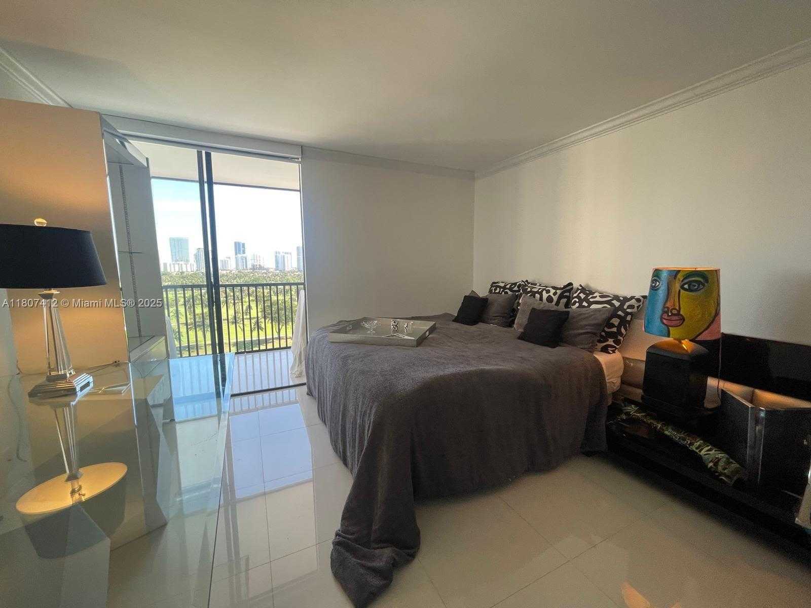 Small Image of 20301 WEST COUNTRY CLUB DR #1226, Aventura Number 19