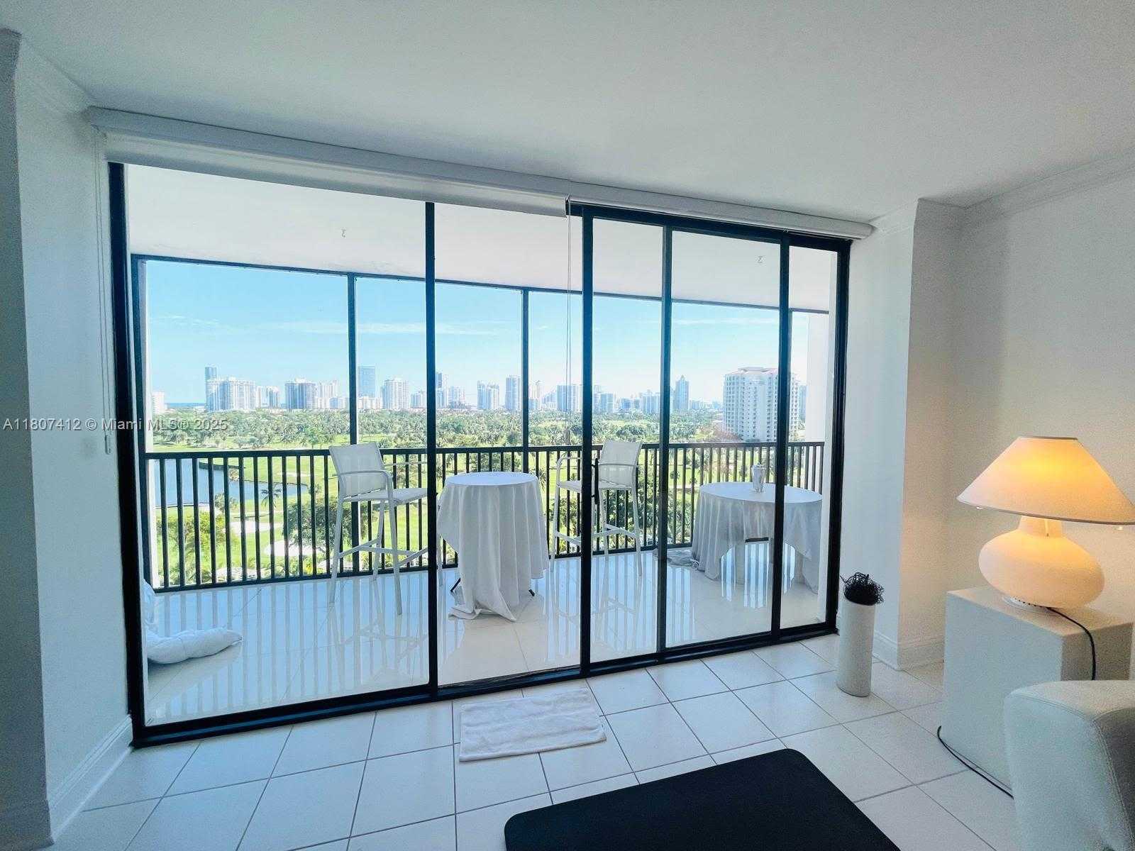 Small Image of 20301 WEST COUNTRY CLUB DR #1226, Aventura Number 2