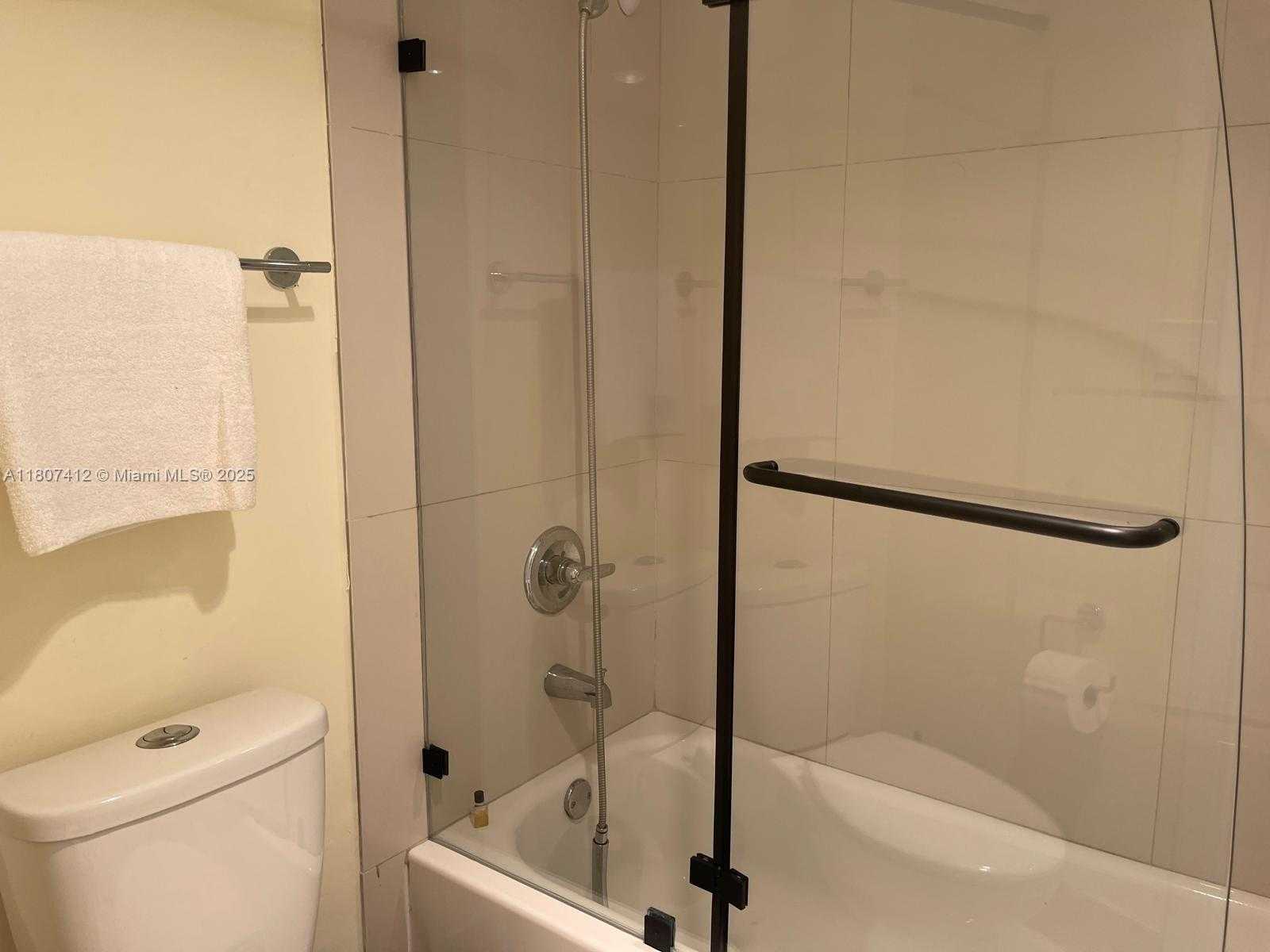 Small Image of 20301 WEST COUNTRY CLUB DR #1226, Aventura Number 25