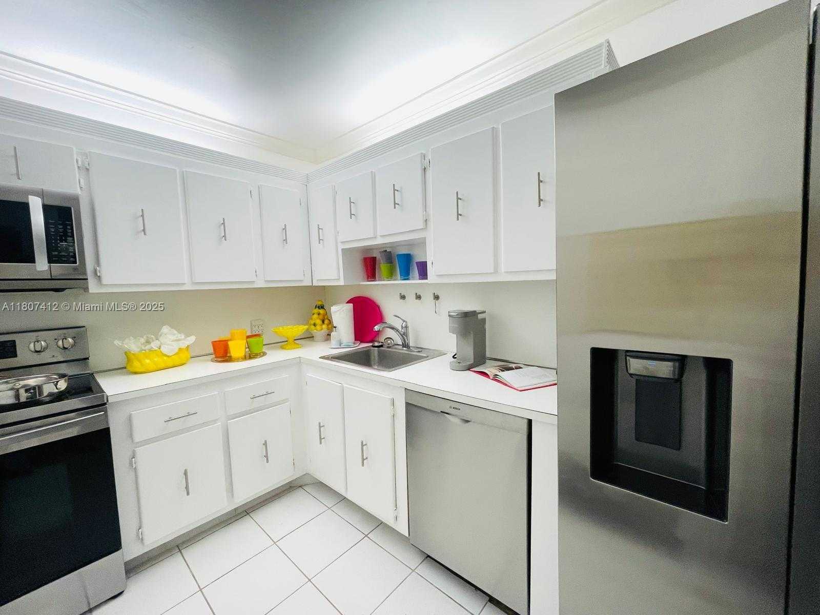 Small Image of 20301 WEST COUNTRY CLUB DR #1226, Aventura Number 26