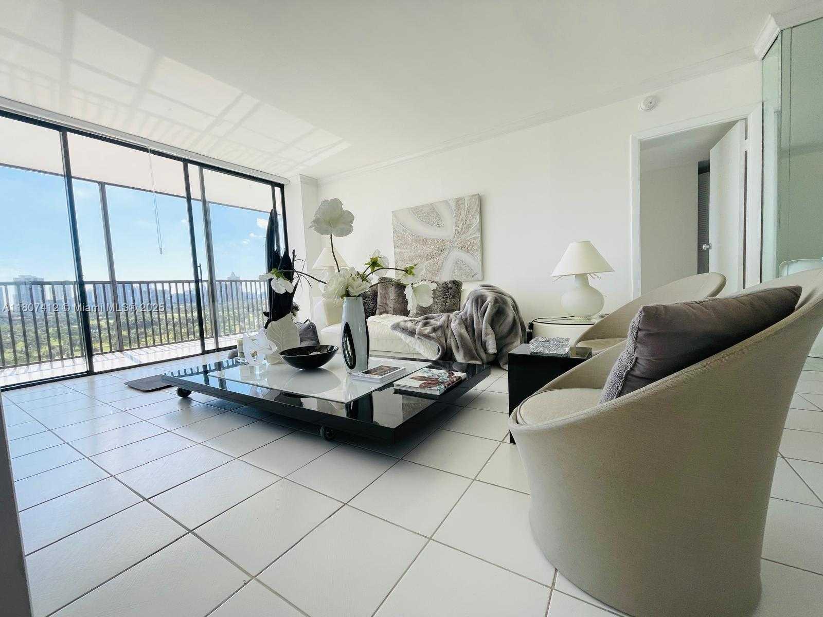 Small Image of 20301 WEST COUNTRY CLUB DR #1226, Aventura Number 4