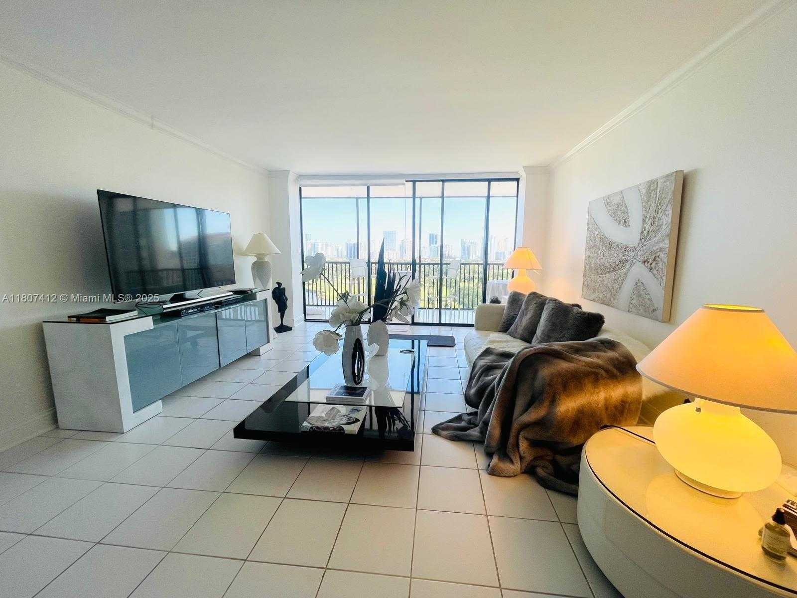 Small Image of 20301 WEST COUNTRY CLUB DR #1226, Aventura Number 7