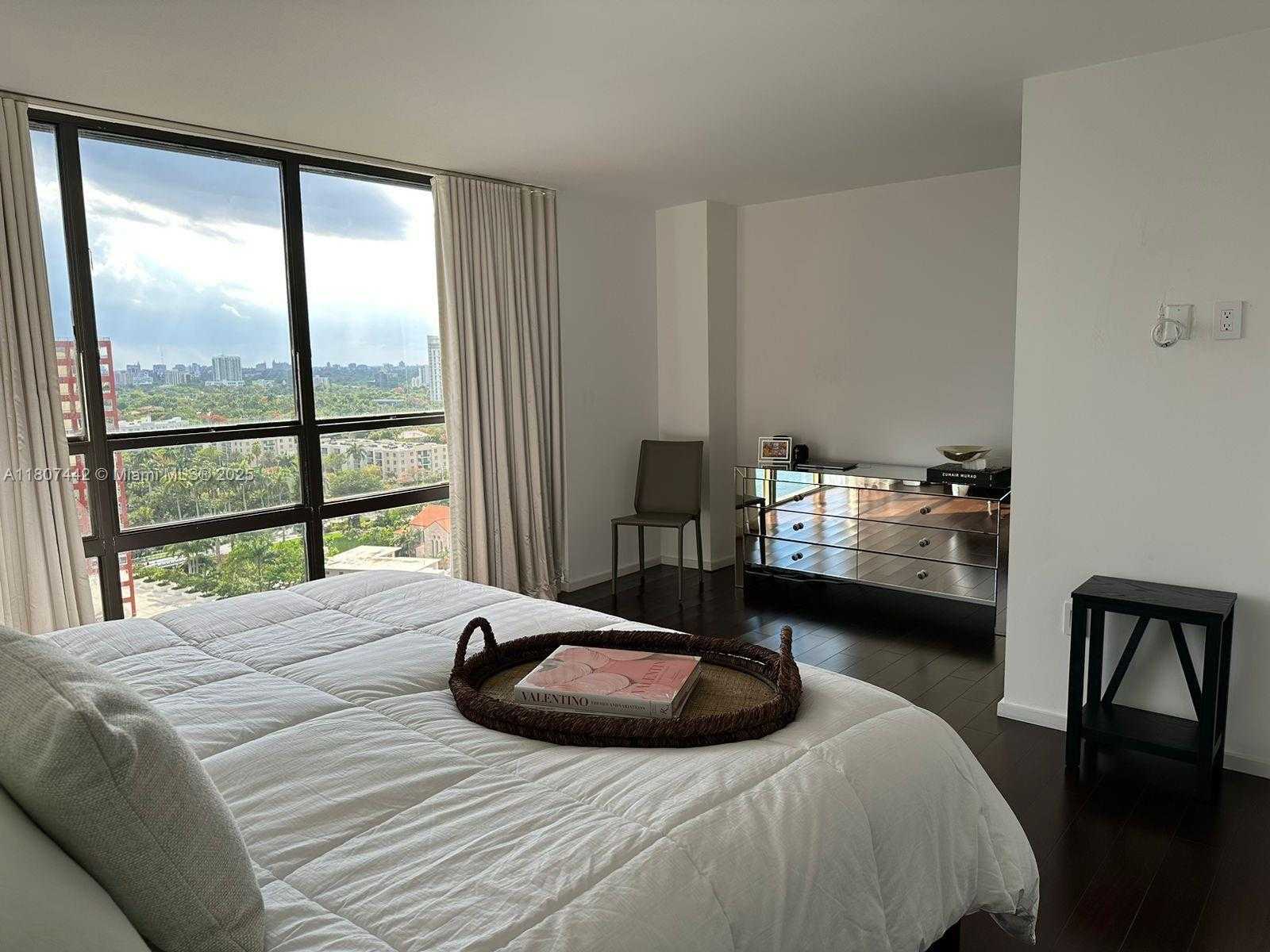 Small Image of 1450 BRICKELL BAY DR #1907, Miami Number 2