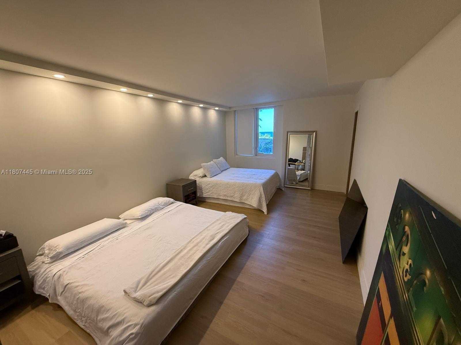 Small Image of 2301 COLLINS AVE #525, Miami Beach Number 12