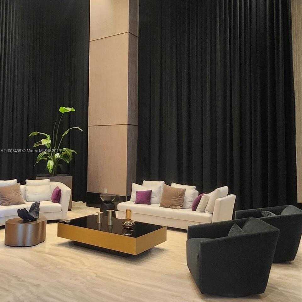 Small Image of 950 BRICKELL BAY DR #2406, Miami Number 28