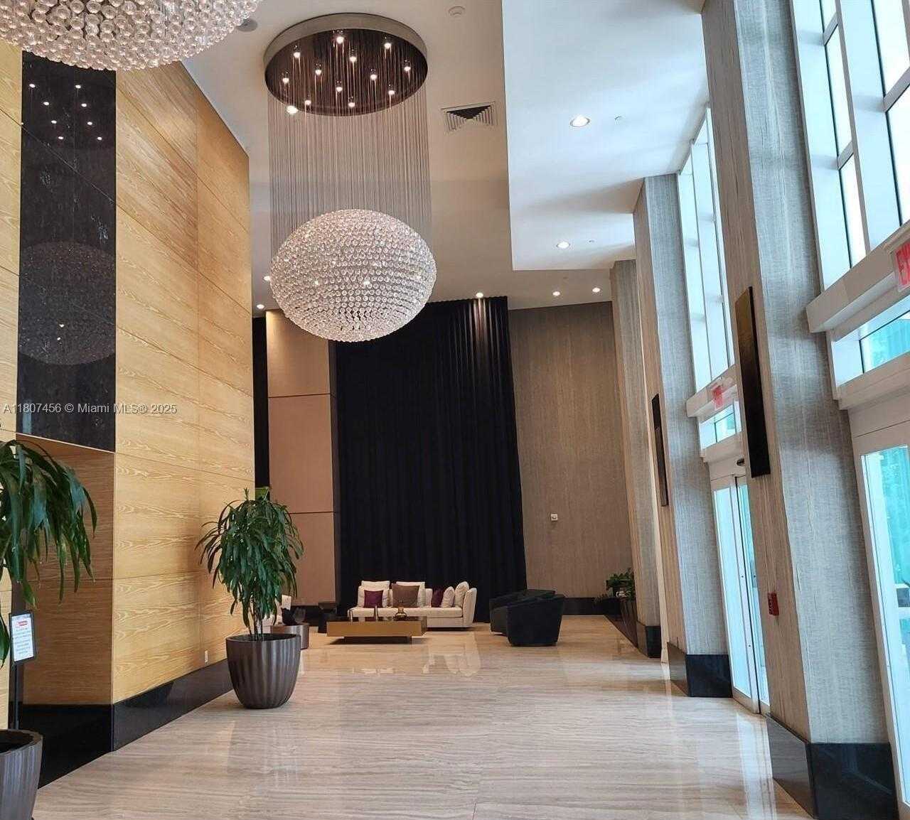 Small Image of 950 BRICKELL BAY DR #2406, Miami Number 29