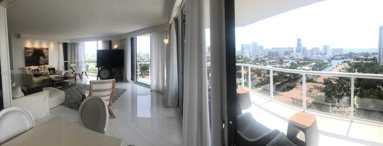 Small Image of 3640 YACHT CLUB DR #1805, Aventura Number 10