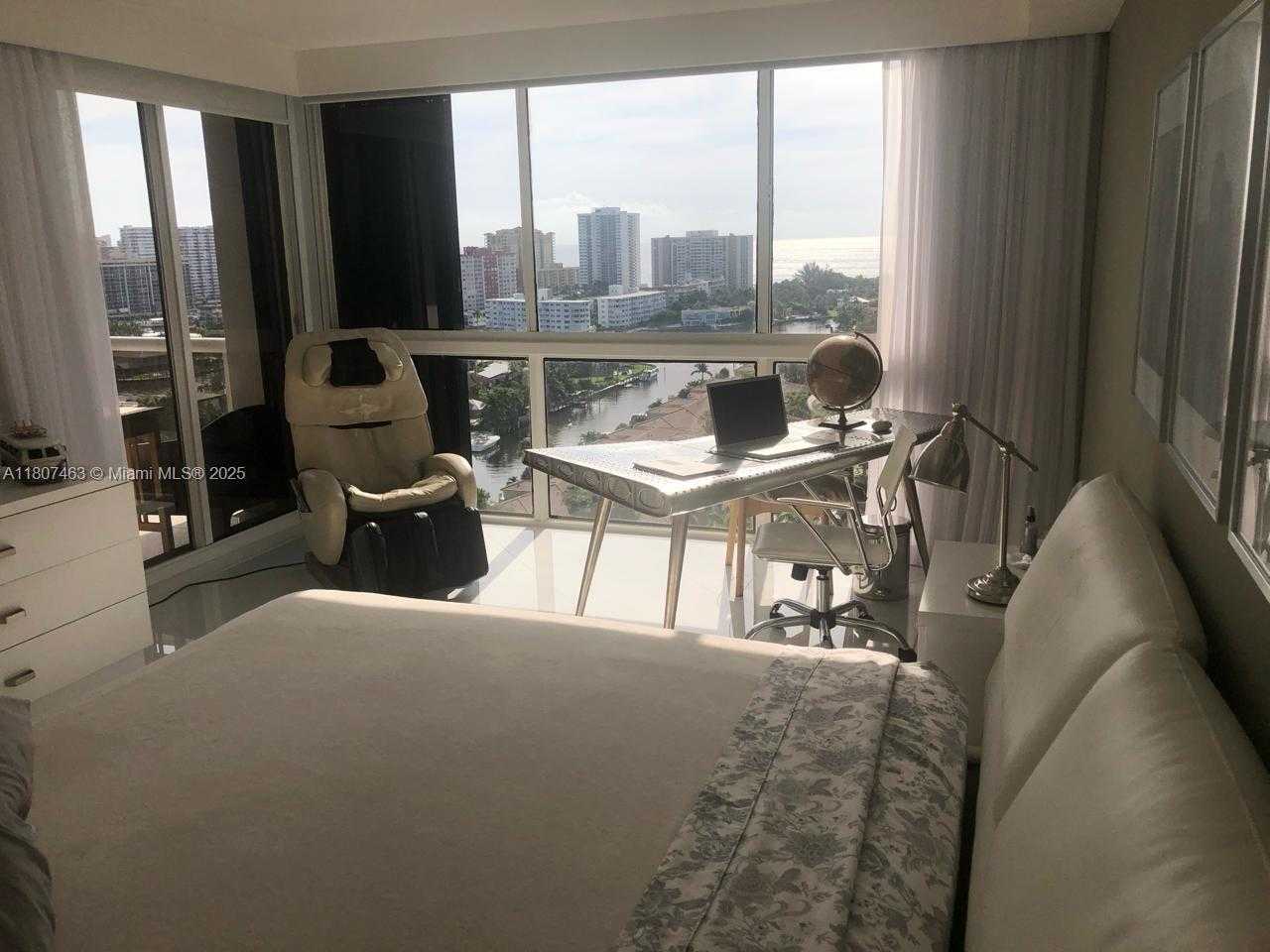 Small Image of 3640 YACHT CLUB DR #1805, Aventura Number 13