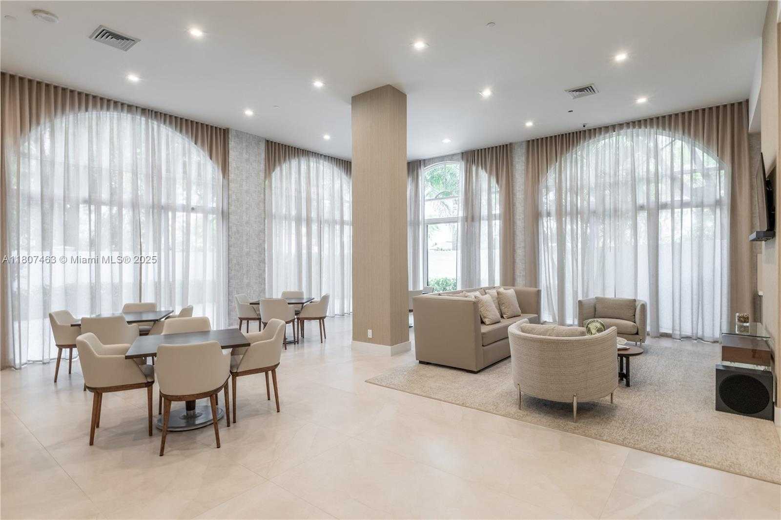 Small Image of 3640 YACHT CLUB DR #1805, Aventura Number 32