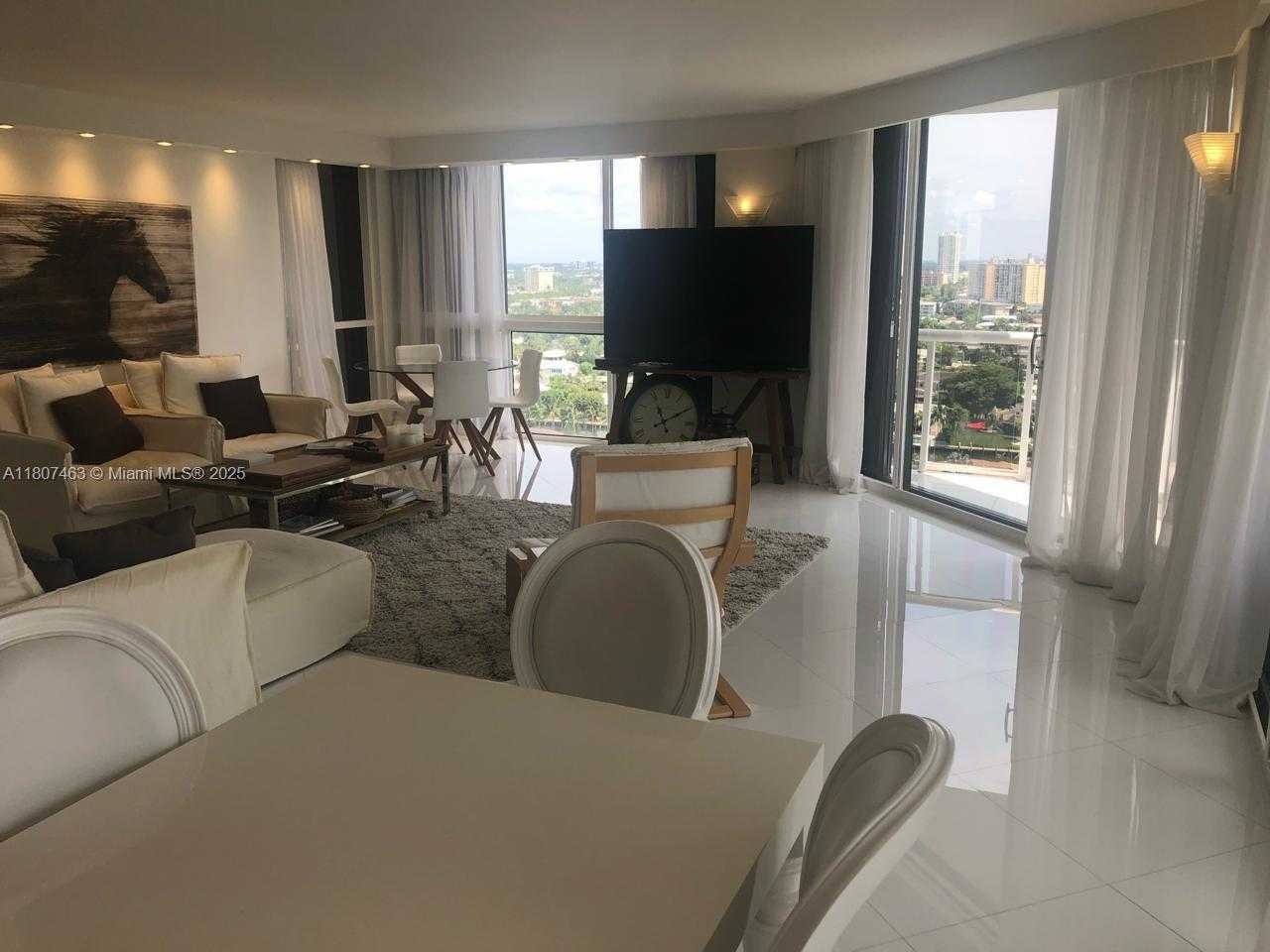 Small Image of 3640 YACHT CLUB DR #1805, Aventura Number 6