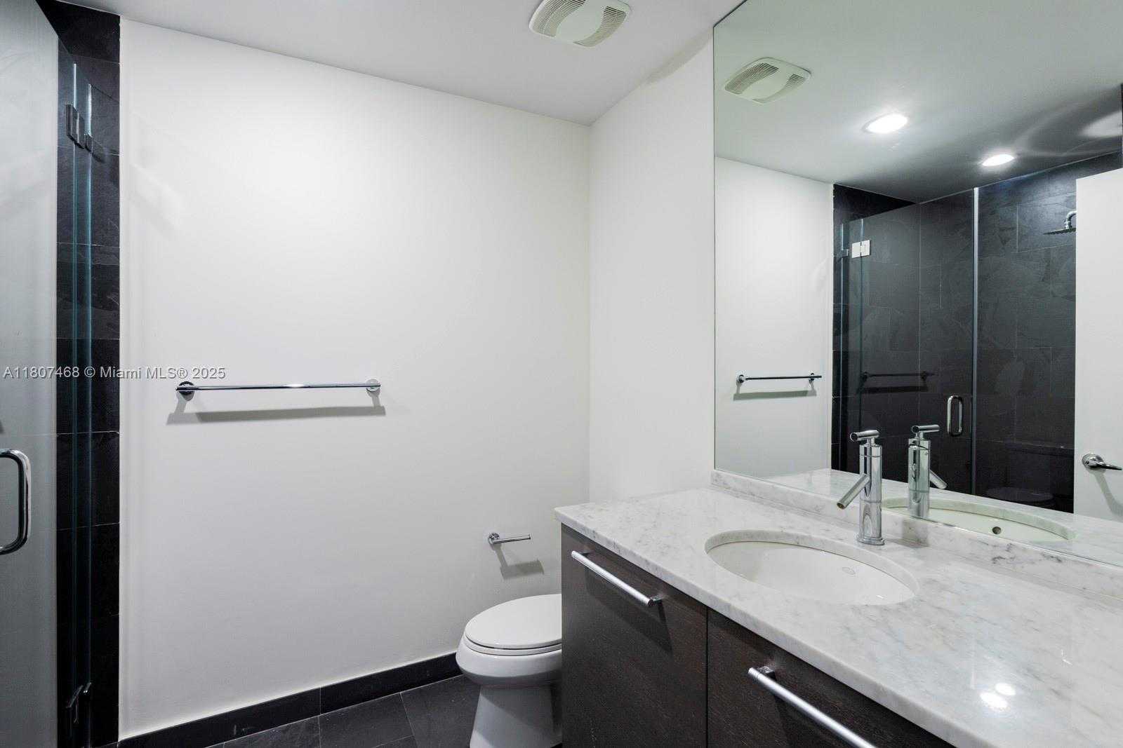 Small Image of 900 BISCAYNE BLVD #5606, Miami Number 17