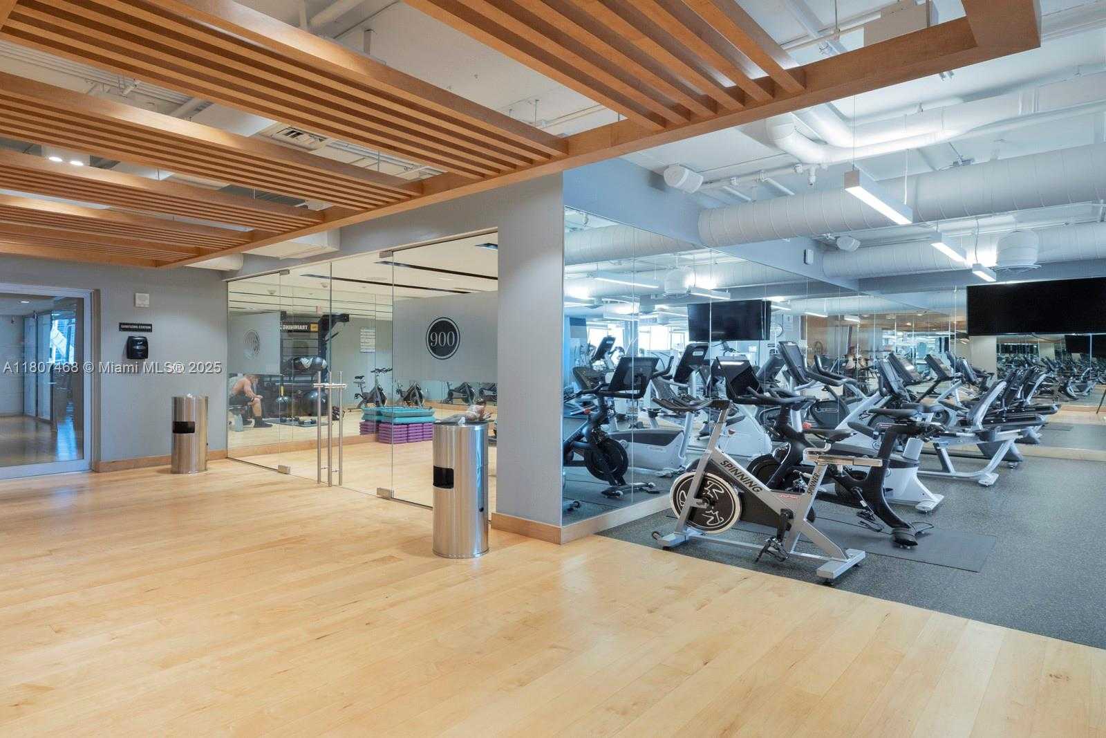 Small Image of 900 BISCAYNE BLVD #5606, Miami Number 30