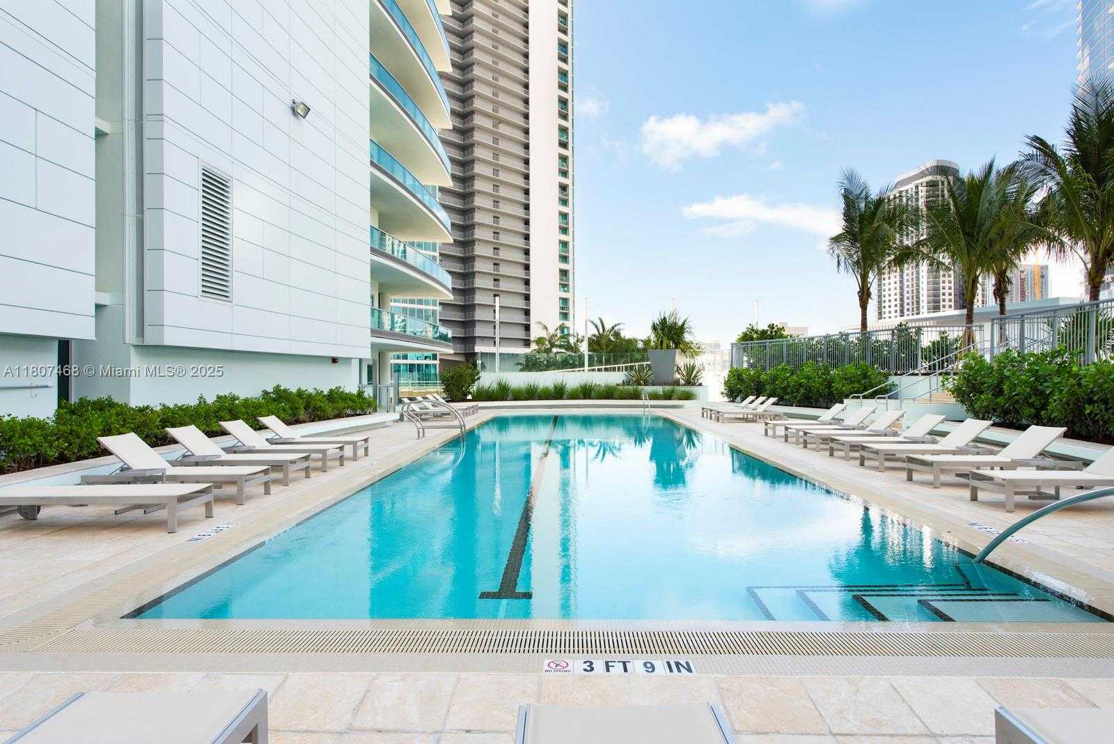 Small Image of 900 BISCAYNE BLVD #5606, Miami Number 36