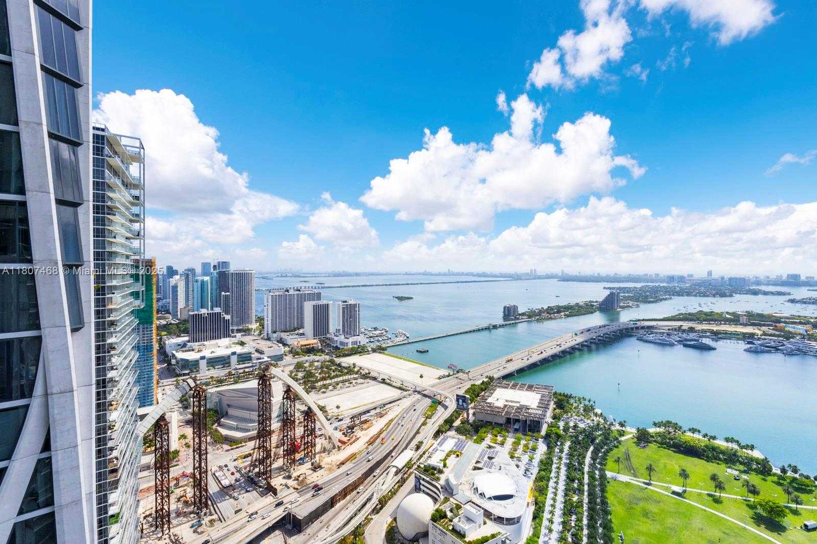 Small Image of 900 BISCAYNE BLVD #5606, Miami Number 9