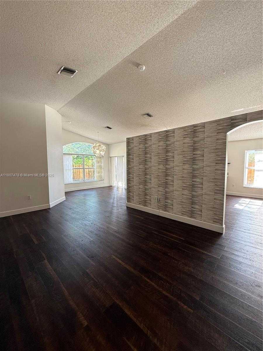 Small Image of 5858 NORTH WEST 113TH PL, Doral Number 5