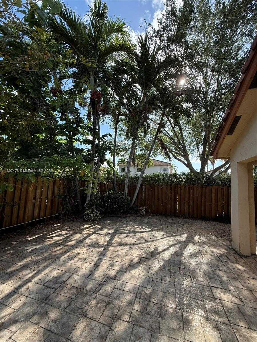 Small Image of 5858 NORTH WEST 113TH PL, Doral Number 8