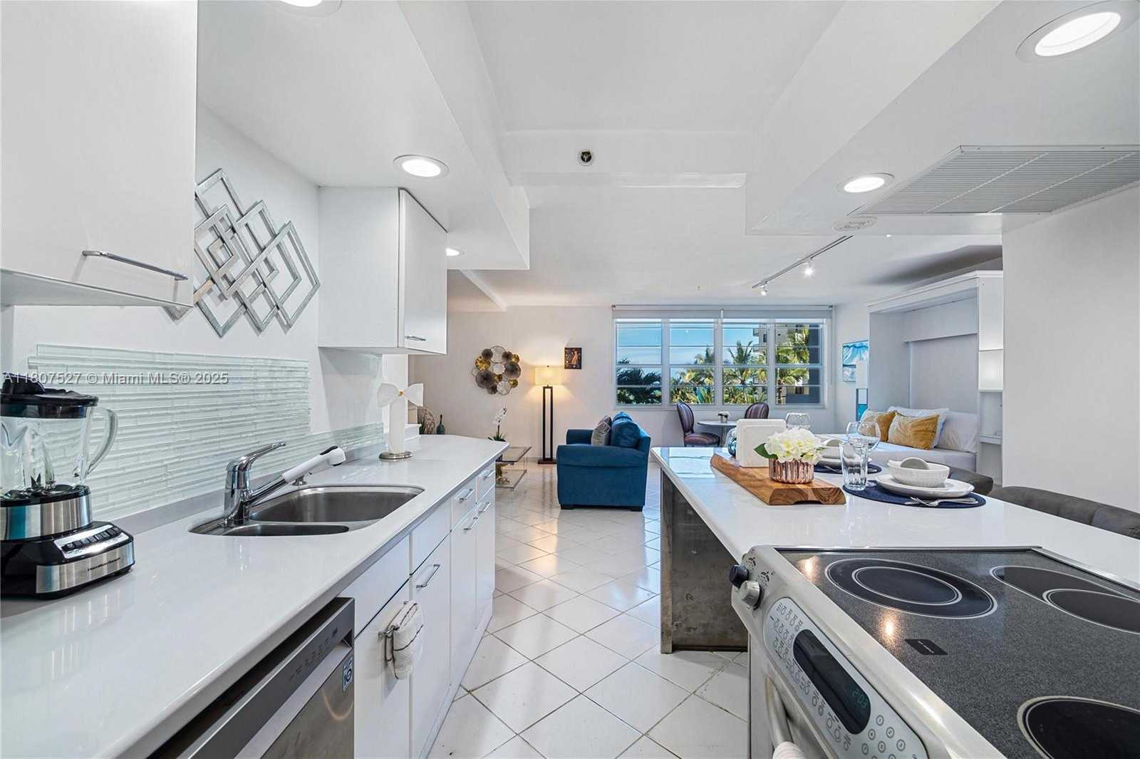Small Image of 100 LINCOLN RD #515, Miami Beach Number 12