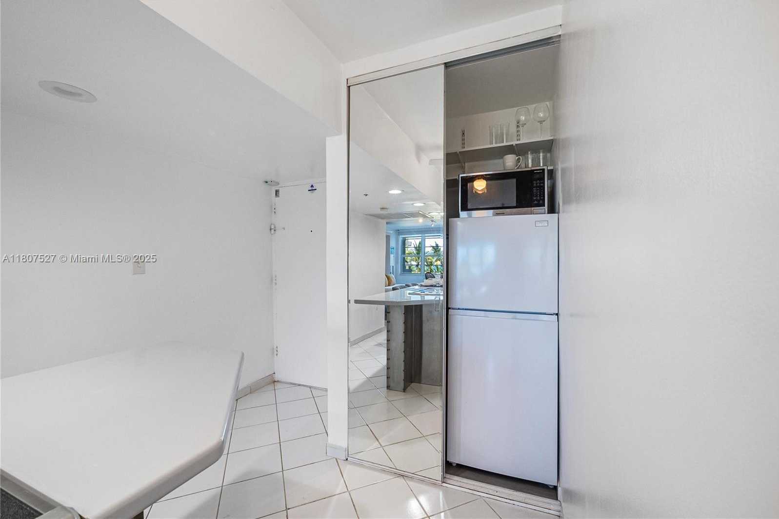 Small Image of 100 LINCOLN RD #515, Miami Beach Number 13