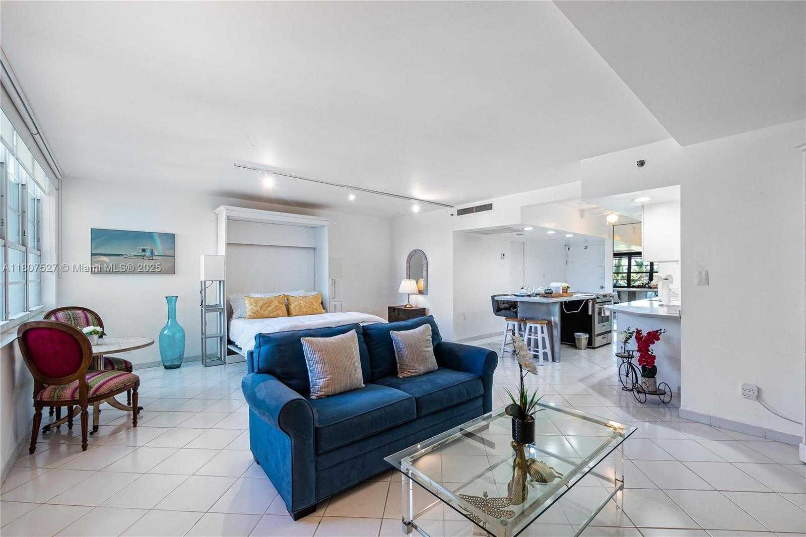 Small Image of 100 LINCOLN RD #515, Miami Beach Number 6