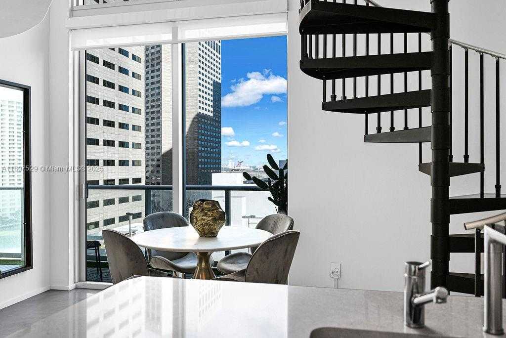 Small Image of 300 SOUTH BISCAYNE BLVD #L-1232, Miami Number 17