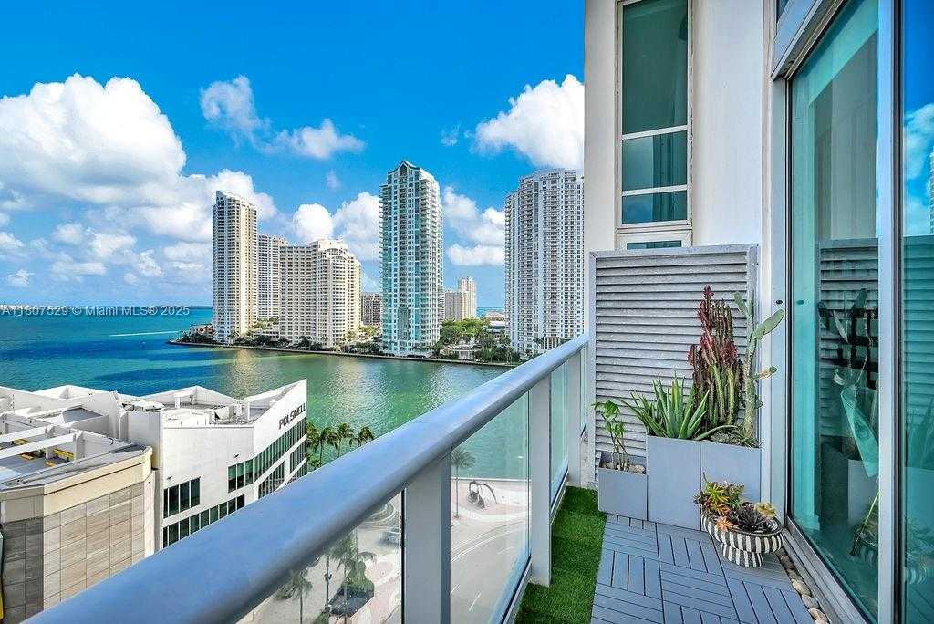 Small Image of 300 SOUTH BISCAYNE BLVD #L-1232, Miami Number 37