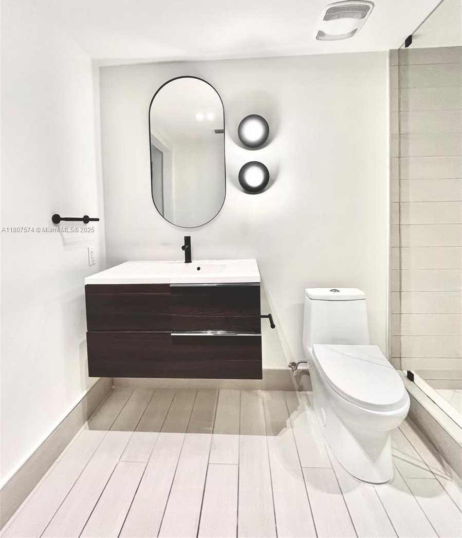 Small Image of 9940 WEST BAY HARBOR DR #5A-N, Bay Harbor Islands Number 22