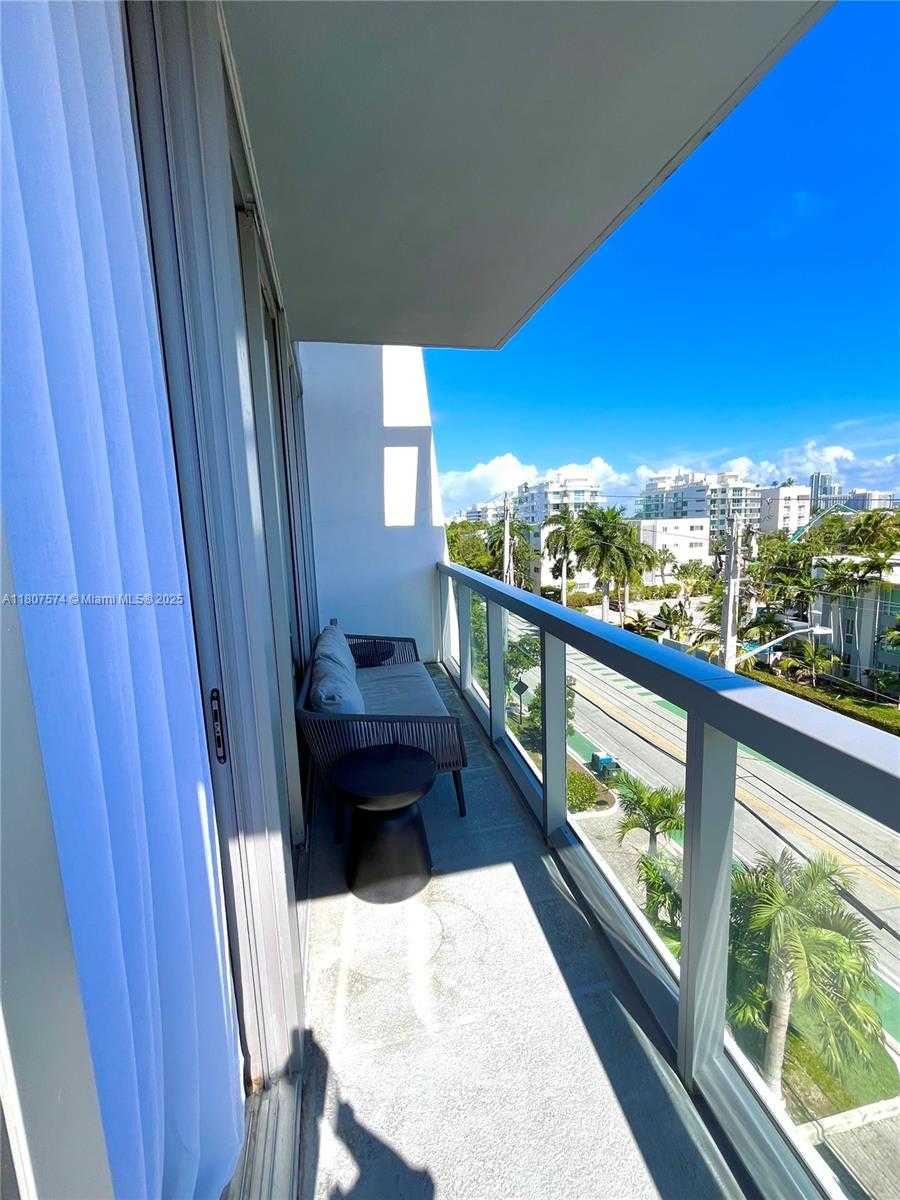 Small Image of 9940 WEST BAY HARBOR DR #5A-N, Bay Harbor Islands Number 8