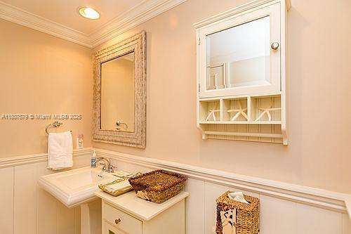 Small Image of 1830 SOUTH OCEAN DR #4910, Hallandale Beach Number 17