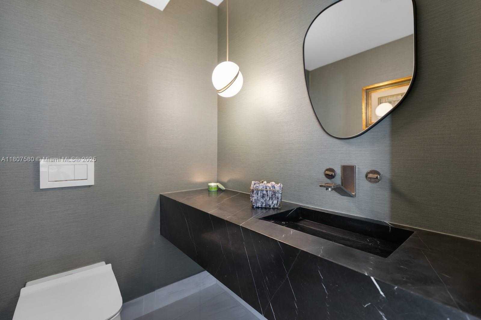 Small Image of 10205 COLLINS AVE #PH3, Bal Harbour Number 12