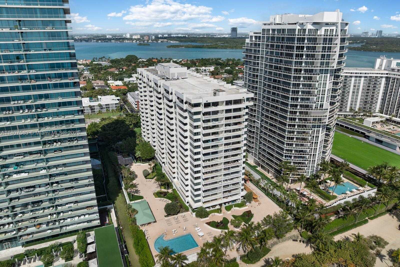 Small Image of 10205 COLLINS AVE #PH3, Bal Harbour Number 34
