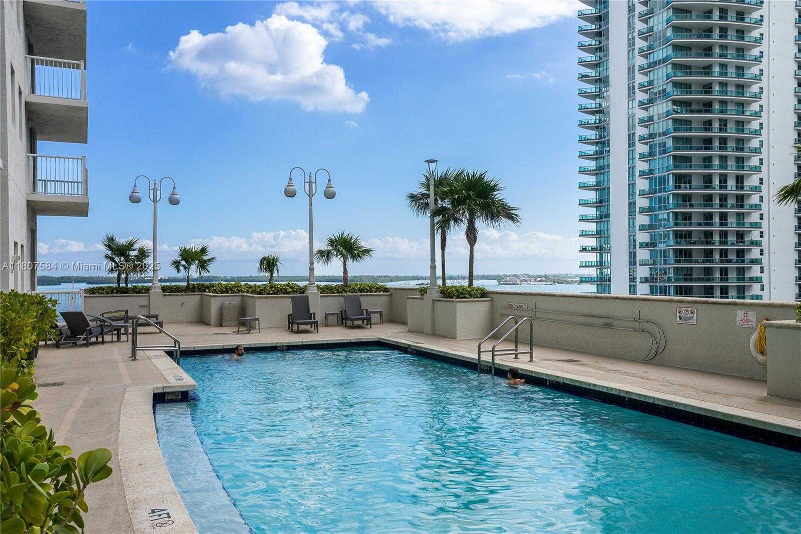 Small Image of 1200 BRICKELL BAY DR #2824, Miami Number 15