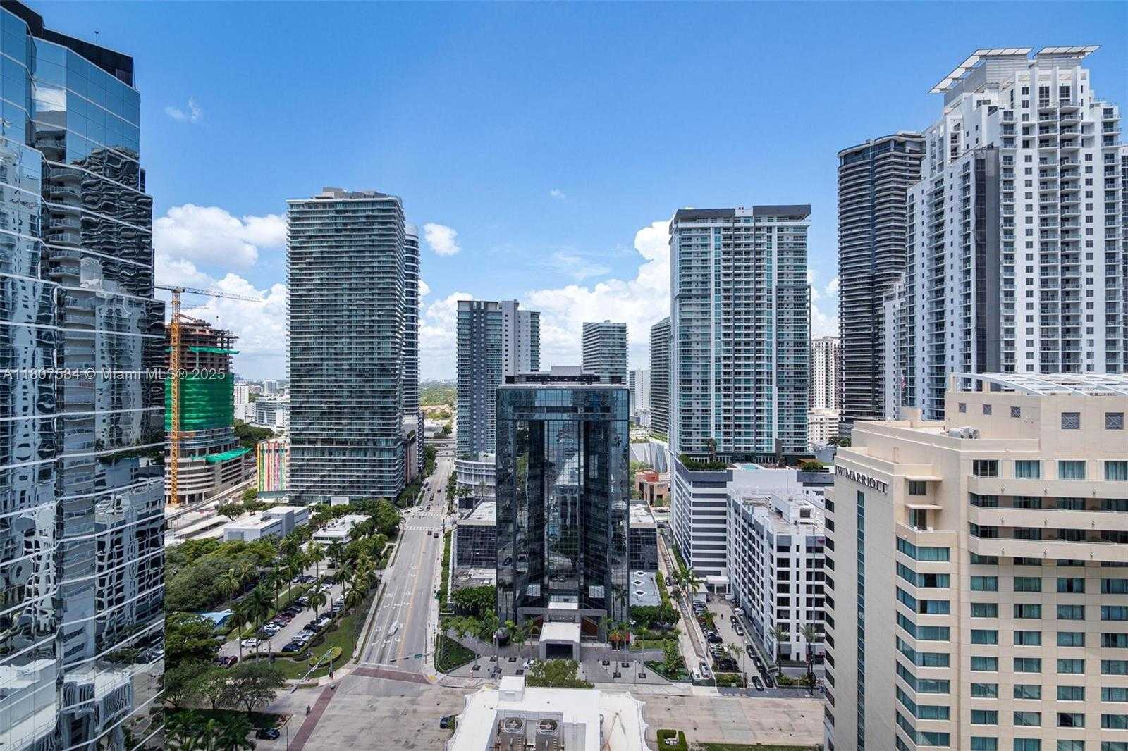 Small Image of 1200 BRICKELL BAY DR #2824, Miami Number 32