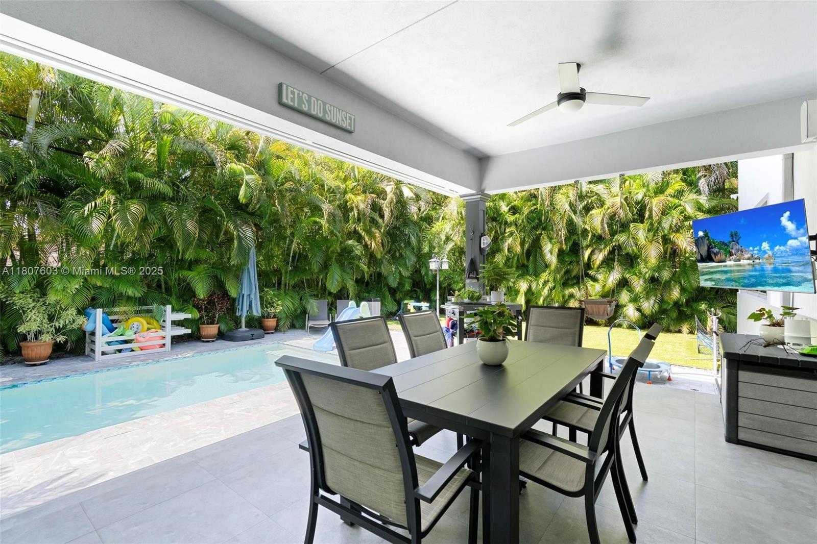 Small Image of 5960 SOUTH WEST 41ST ST, Miami Number 36