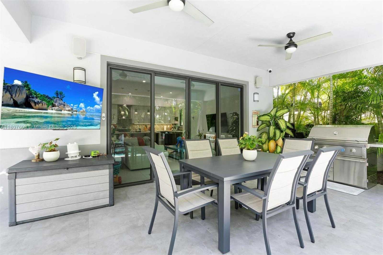 Small Image of 5960 SOUTH WEST 41ST ST, Miami Number 37