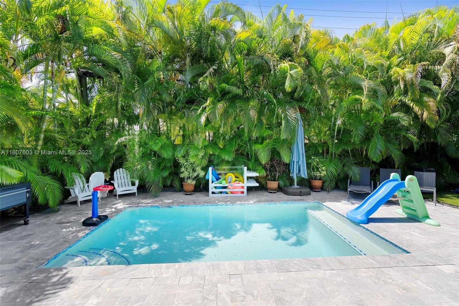 Small Image of 5960 SOUTH WEST 41ST ST, Miami Number 38