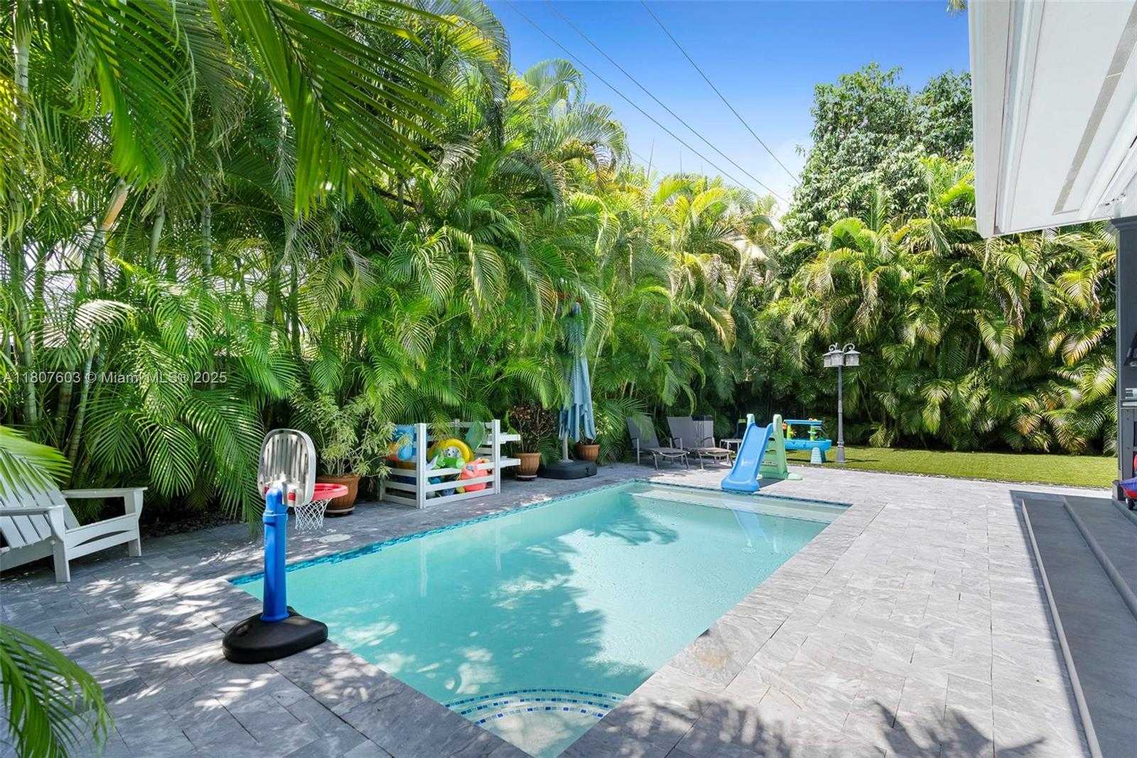 Small Image of 5960 SOUTH WEST 41ST ST, Miami Number 39