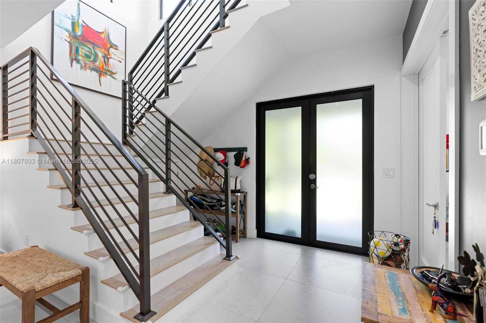 Small Image of 5960 SOUTH WEST 41ST ST, Miami Number 4