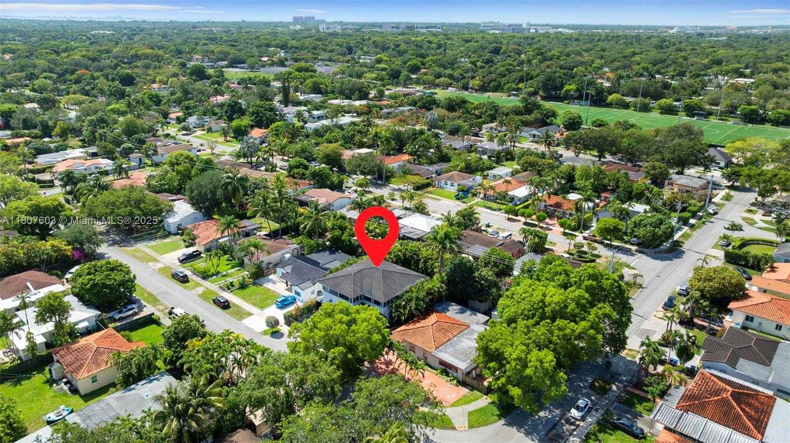 Small Image of 5960 SOUTH WEST 41ST ST, Miami Number 45