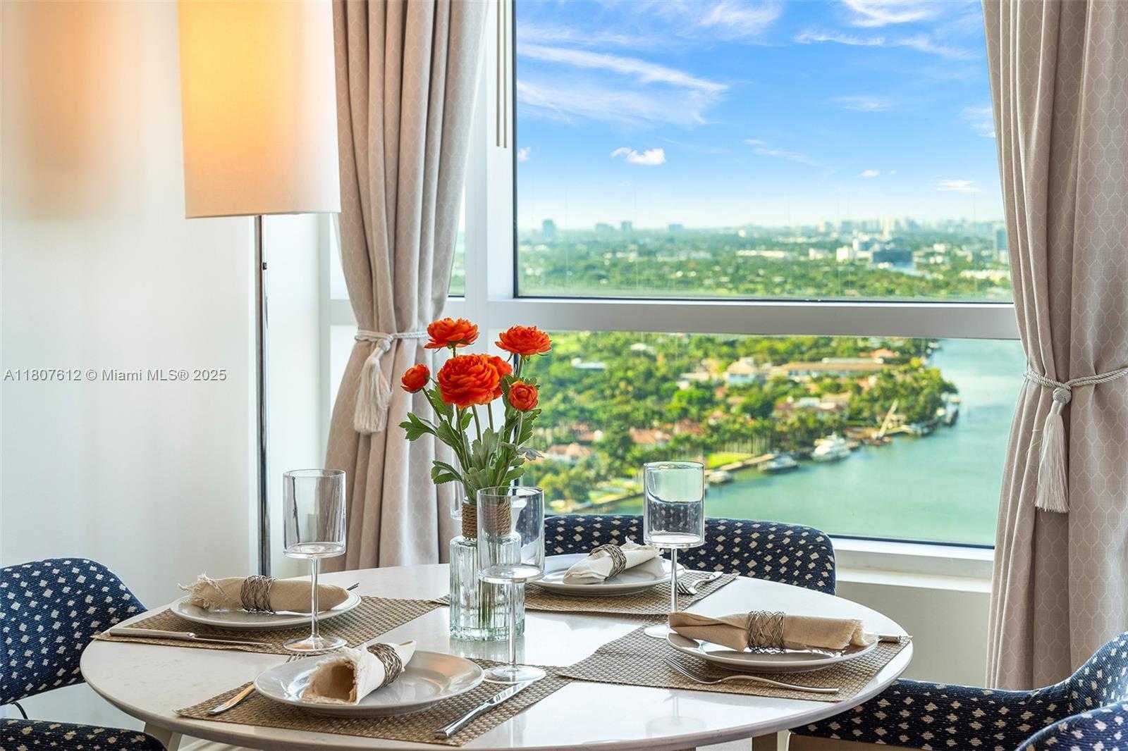 Small Image of 4401 COLLINS AVE #3505, Miami Beach Number 11