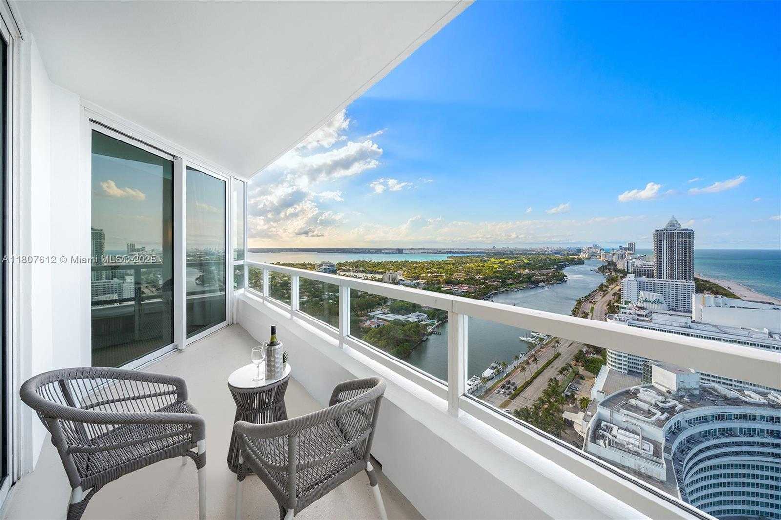 Small Image of 4401 COLLINS AVE #3505, Miami Beach Number 2