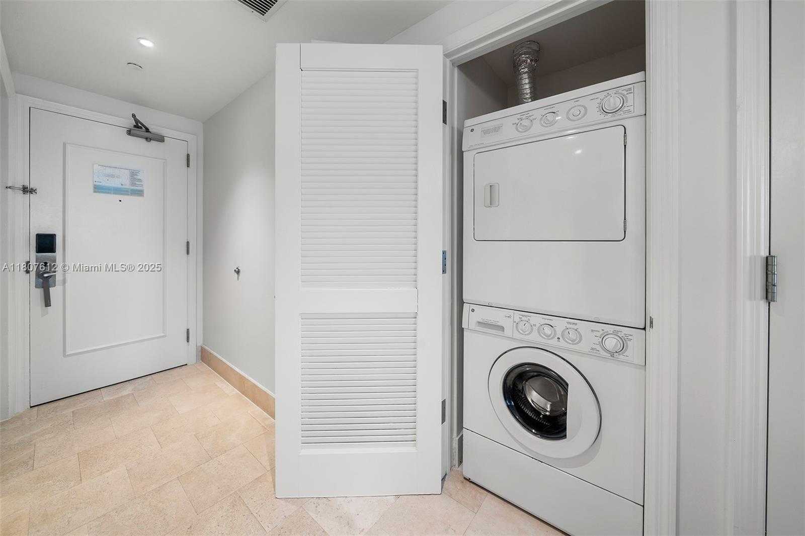 Small Image of 4401 COLLINS AVE #3505, Miami Beach Number 21