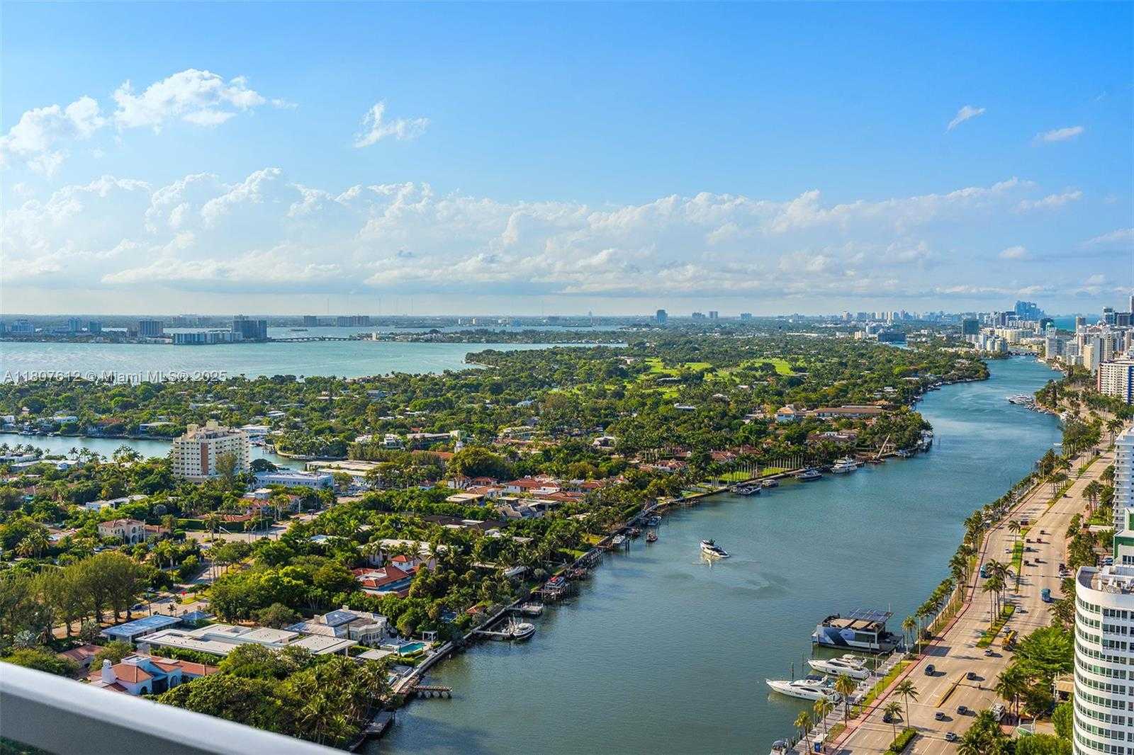 Small Image of 4401 COLLINS AVE #3505, Miami Beach Number 27
