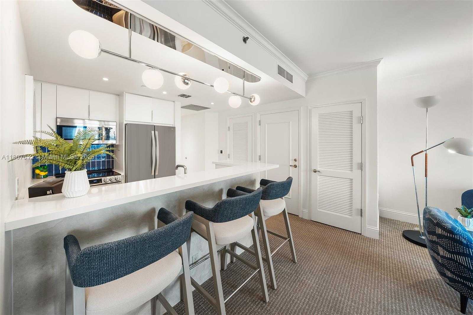 Small Image of 4401 COLLINS AVE #3505, Miami Beach Number 9