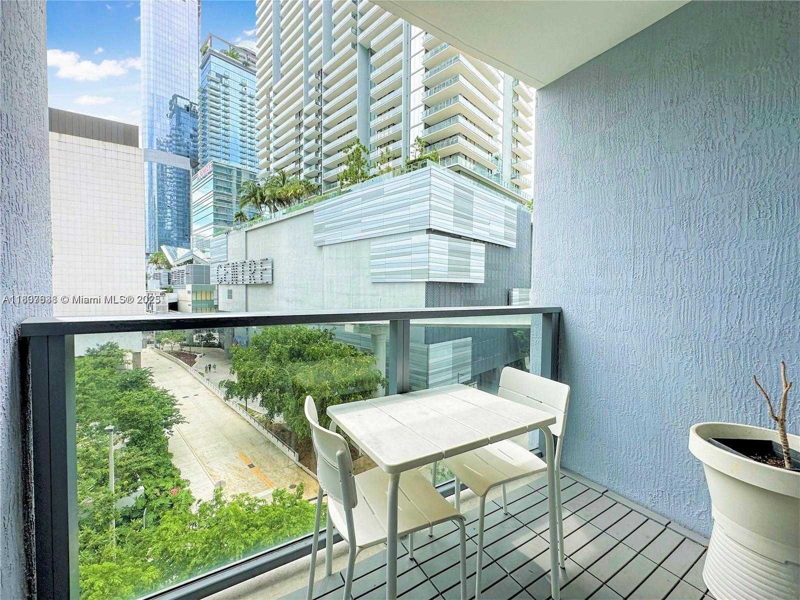 Small Image of 31 SOUTH EAST 6TH ST #703, Miami Number 7