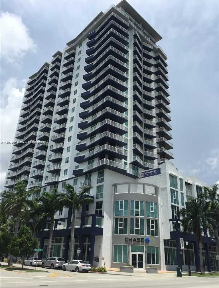 Small Image of 275 NORTH EAST 18TH ST #2101, Miami Number 14