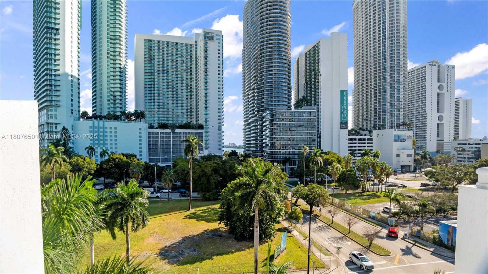 Small Image of 275 NORTH EAST 18TH ST #2101, Miami Number 2